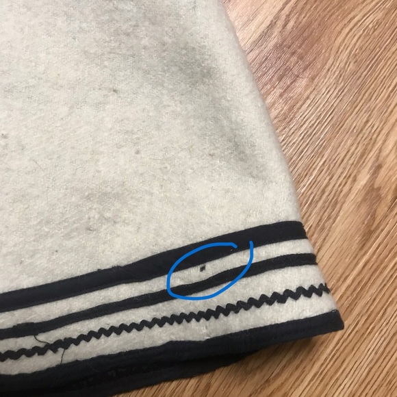 Vintage Wool Cape 1970's - Picture 8 of 8